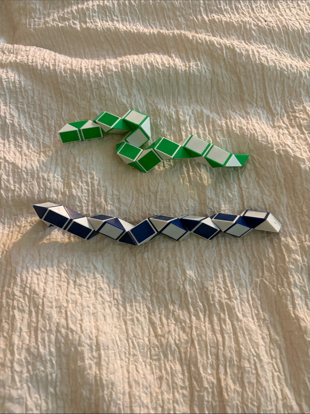 Stylish Green and Navy Women’s Geometric Bracelet Set